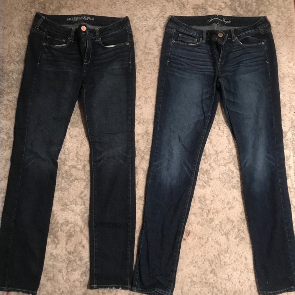 2 pairs of American eagle jeans